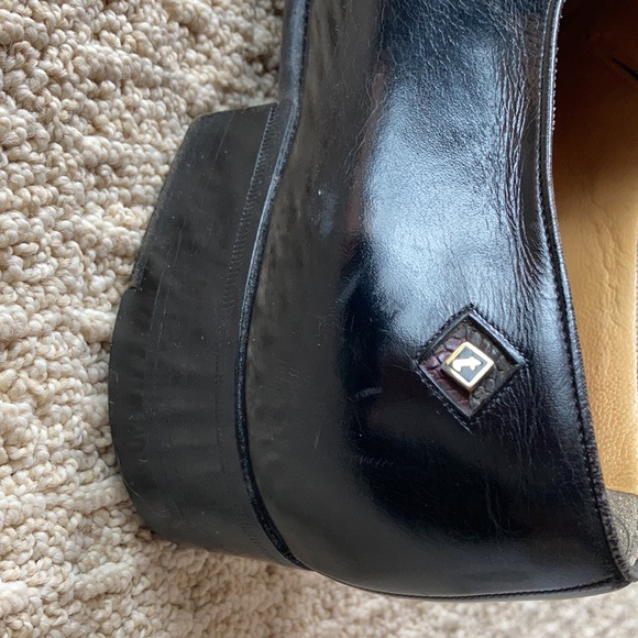 A. Testoni black leather loafers - Picture 6 of 6
